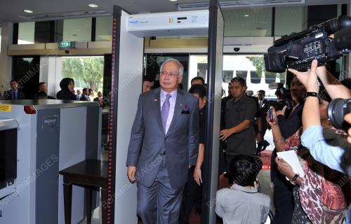 KL10_23072014_PM