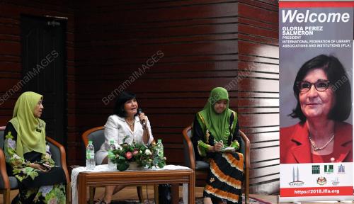 KL10_24012018_IFLA_WLIC_BN201801236841
