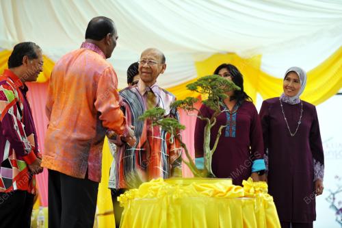 KL10_24032012_AGONG_2