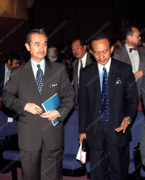 ABDULLAG AHMAD BADAWI