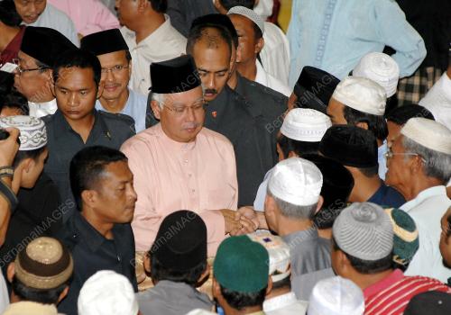 MOHD NAJIB TUN ABDUL RAZAK