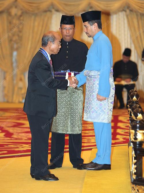 TUANKU MIZAN ZAINAL ABIDIN