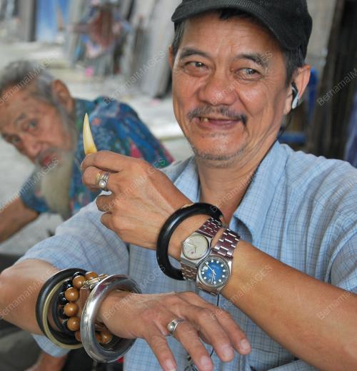 KL10_25012012_MINAT