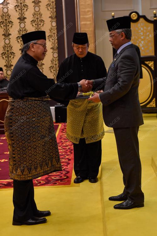 AL-SULTAN ABDULLAH RI'AYATUDDIN AL-MUSTAFA BILLAH SHAH
