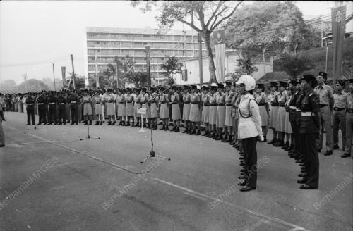HARI POLIS