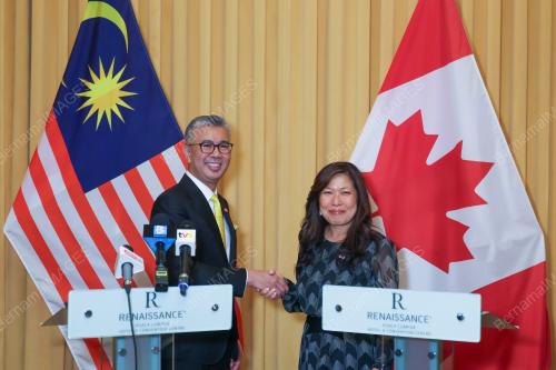 TENGKU DATUK SERI ZAFRUL TENGKU ABDUL AZIZ