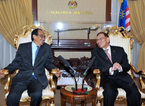 KL10_25042012_PARLIMEN