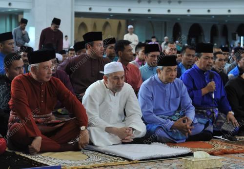 KL10_25062017_AGONG_TAKBIR