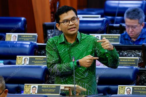 AKMAL NASRULLAH MOHD NASIR