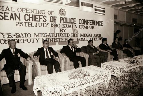 DATUK MEGAT JUNID MEGAT AYOB