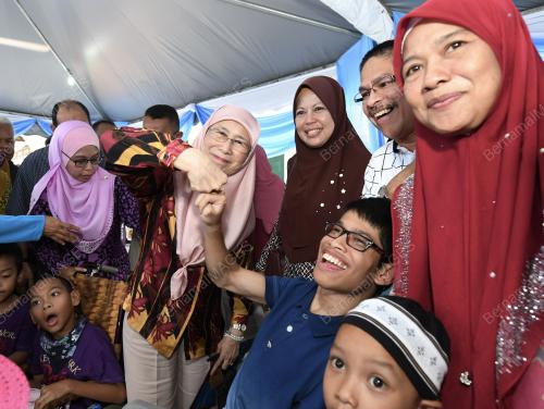 KL10_25082018_TPM_BN201808246520