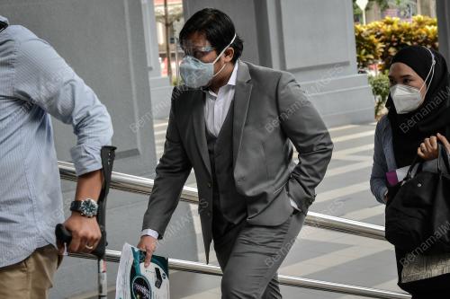 DR MOHD SHAHIR ANUAR