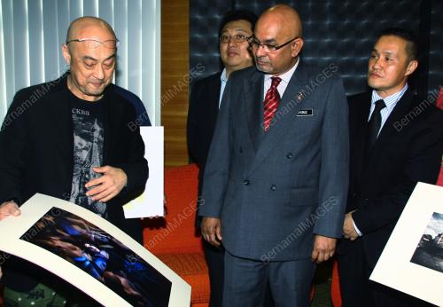 DATUK MAGLIN DENNIS D'CRUZ