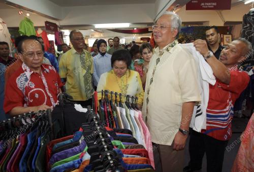 MOHD NAJIB TUN ABDUL RAZAK