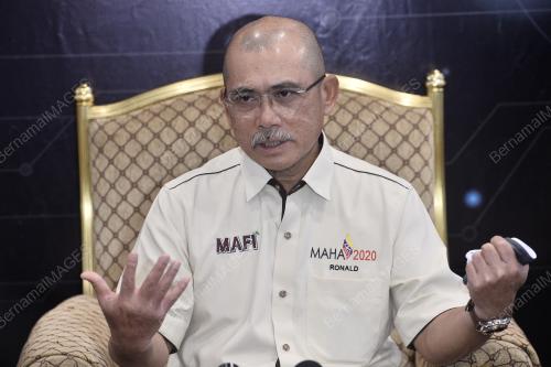 DATUK SERI DR RONALD KIANDEE