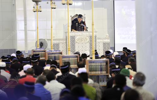 KL10_27032015_POLIS_JUMAAT