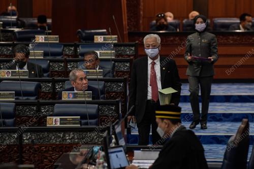 DATUK SERI ISMAIL SABRI YAAKOB