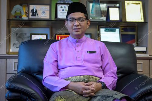 HASROLNIZAM SHAARI