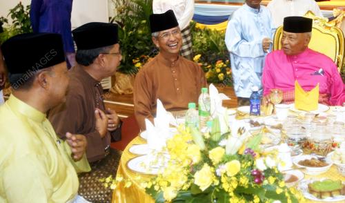 SULTAN AHMAD SHAH