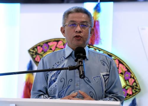 DATUK SERI DR ADHAM BABA