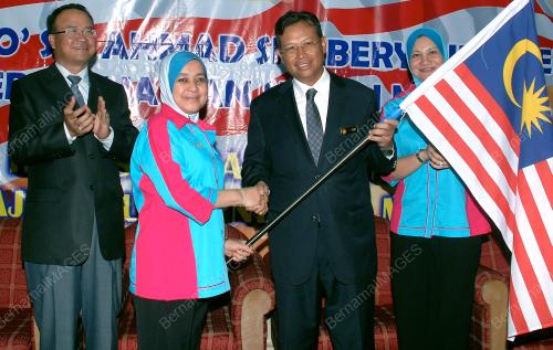 DATUK SERI AHMAD SHABERY CHEEK
