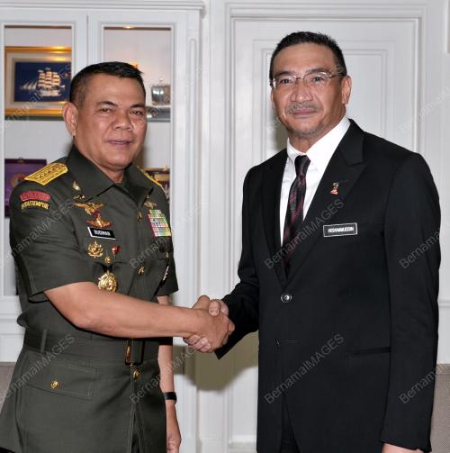 KL10_28102013_KUNJUNGAN