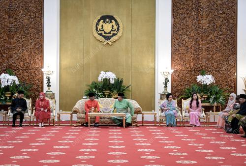 KL10_28102019_AGONG