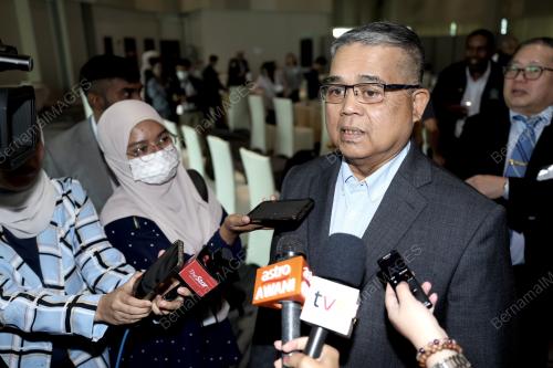 DATUK AARON AGO DAGANG