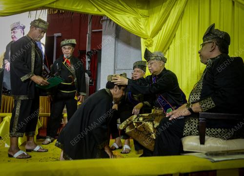 DATUK SERI ISMAIL SABRI YAAKOB