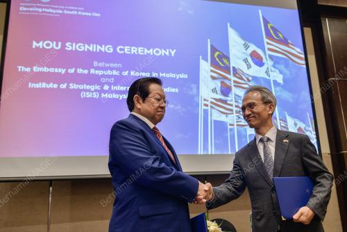 ELEVATING MALAYSIA -SOUTH KOREA TIES
