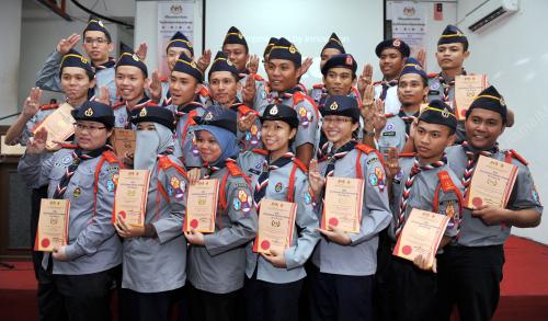 KL10_29122013_PENGAKAP