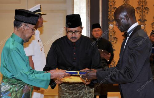 KL10_29122015_AGONG
