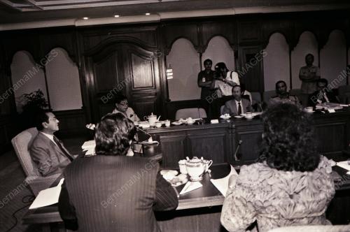DATUK SERI DR. MAHATHIR BIN MOHAMAD