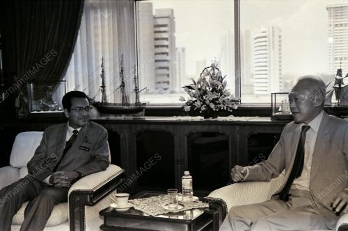 LEE KUAN YEW