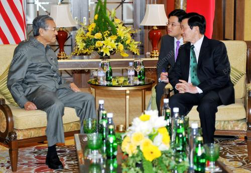 TUN DR MAHATHIR MOHAMAD