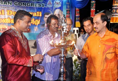 KL10_30112012_DEEPAVALI