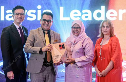 ANUGERAH PERHUBUNGAN AWAM MALAYSIA 2024