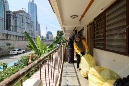 RUMAH FLAT PKNS JALAN SUNGAI BARU