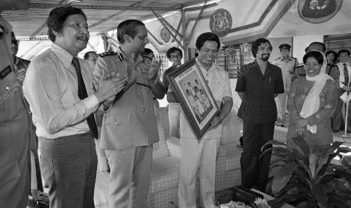 MAJLIS PENYERAHAN KUNCI RUMAH