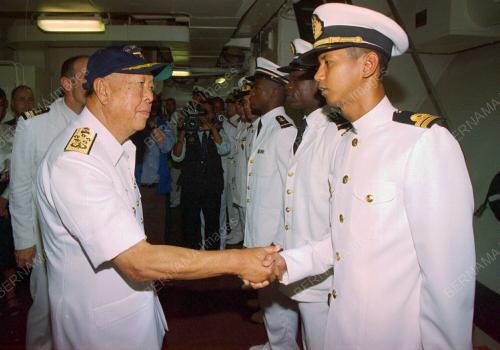 DYMM YANG diPERTUAN AGONG SULTAN SALAHUDDIN ABDUL AZIZ SHAH