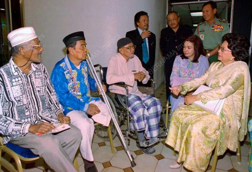 KEMPEN HARI PAHLAWAN 2000