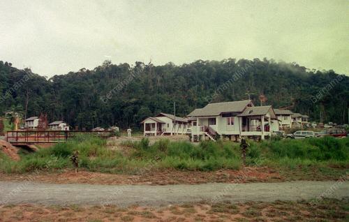KL11-07_06_2001_ORANG_ASLI_27012016