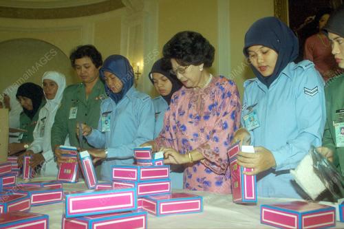 KL11-07_12_2000_HASMA_KUIH_RAYA_15012016