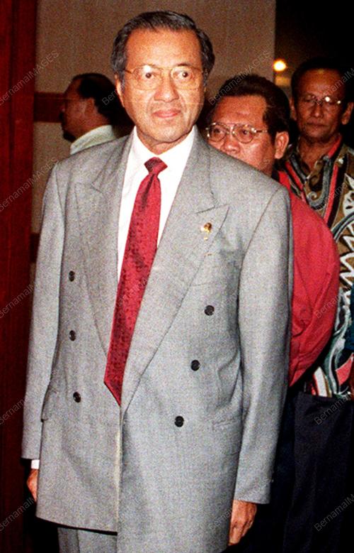 KL11-120200_PM_PULANG_07012016