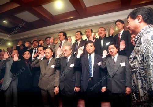 KL11-16_09_2000LING-_IKRAR_LIM_13012016