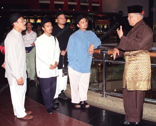 KL11-18_12_2000_SYUKUR_21_15012016