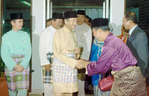 KL11-19_12_2000_PM-DIALOG_PDRM_15012016