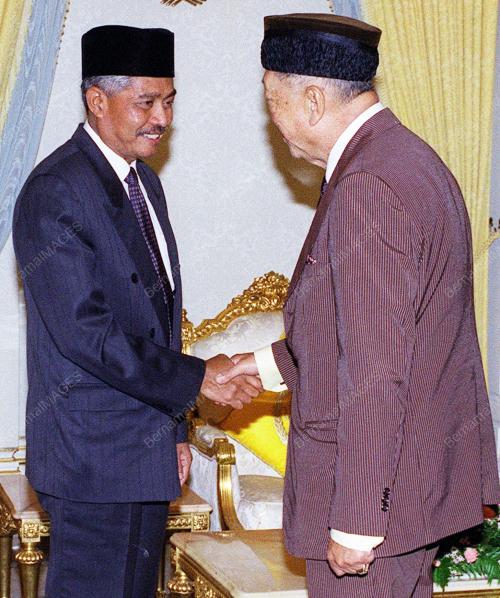KL11-23_10_2000_AGONG_MAJLIS_AG_14012016