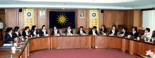 KL11-24_05_2000MESYUARAT_WANITA_07012016