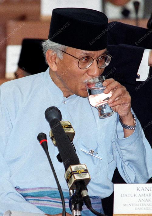 KL11-27_10_2000_DAIM_MINUM_14012016